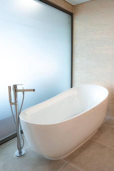 1Br - 1 Sofa Bed Luxurious 5-Stars Resort 푹옌 외부 사진